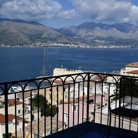 Le Suite Guarinelli B&B Gaeta Buitenkant foto