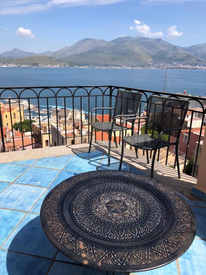 Le Suite Guarinelli B&B Gaeta Buitenkant foto