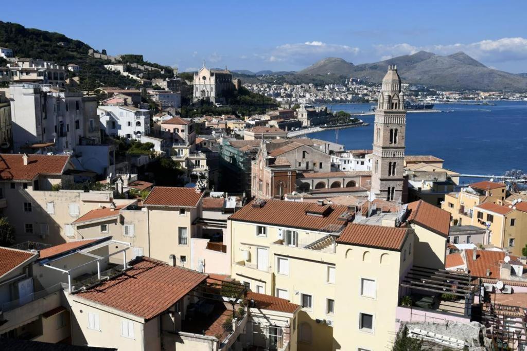 Le Suite Guarinelli B&B Gaeta Buitenkant foto