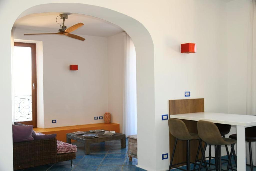 Le Suite Guarinelli B&B Gaeta Buitenkant foto